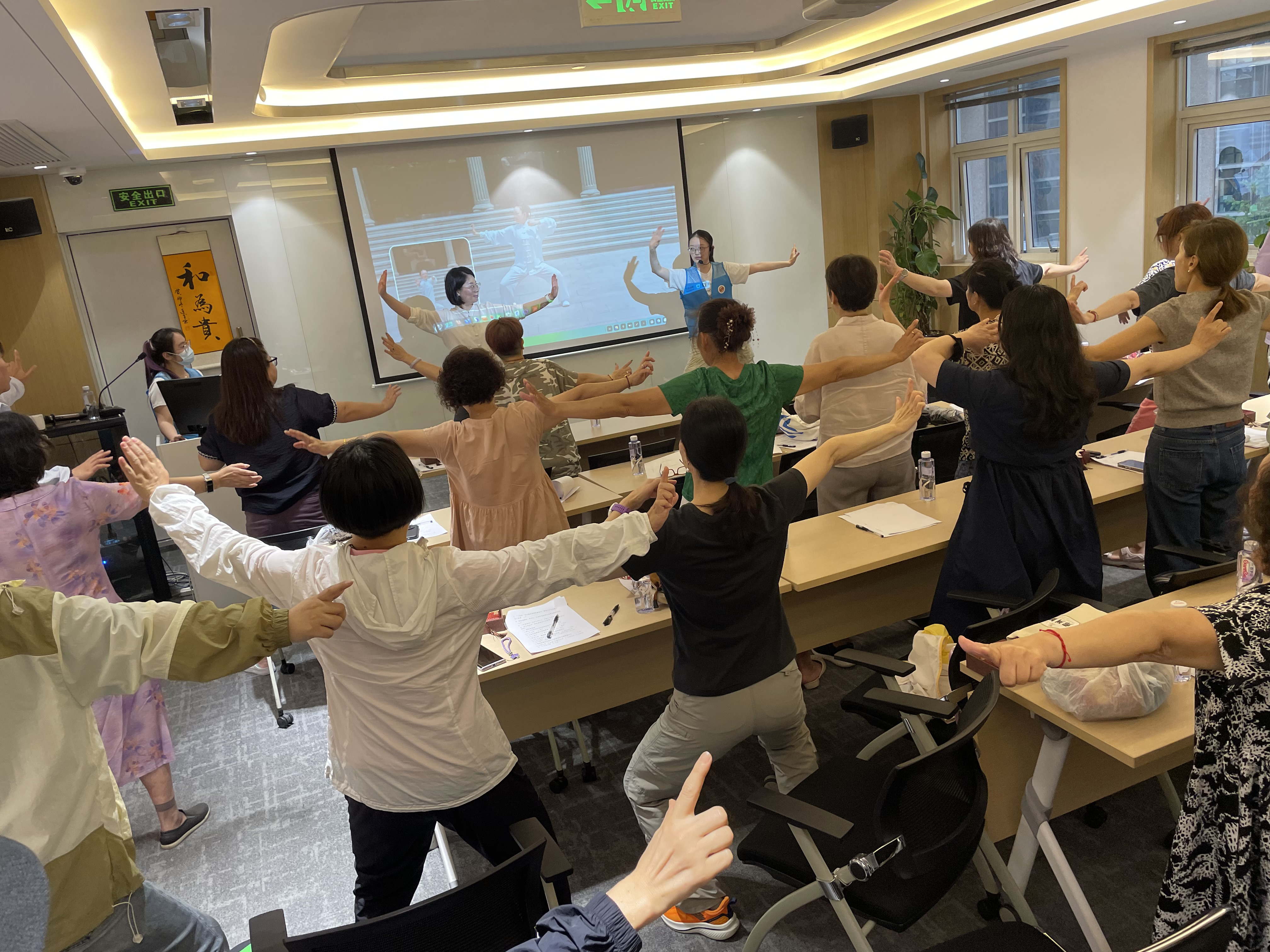 图2-黄浦区“健康家庭-生殖健康社区行”首场讲座_看图王.jpg
