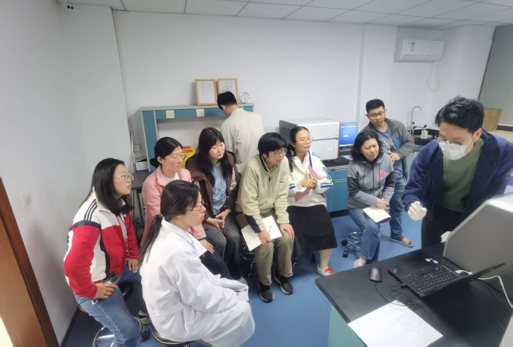 1776991718749356.jpg 全自动核酸蛋白分析系统培训260423-1.jpg