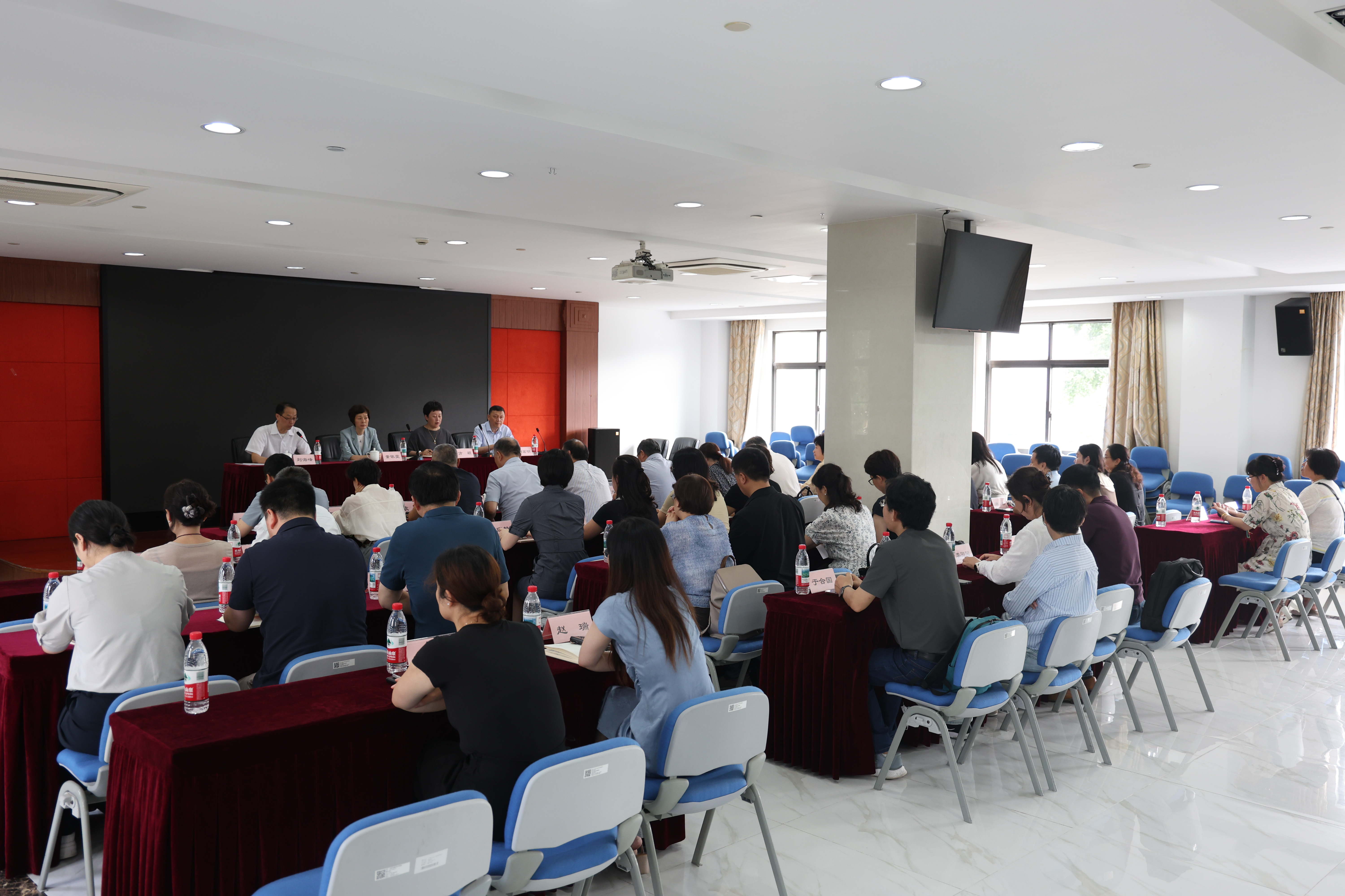 上海市生物医药技术研究院召开领导班子调整宣布会照片_看图王.jpg